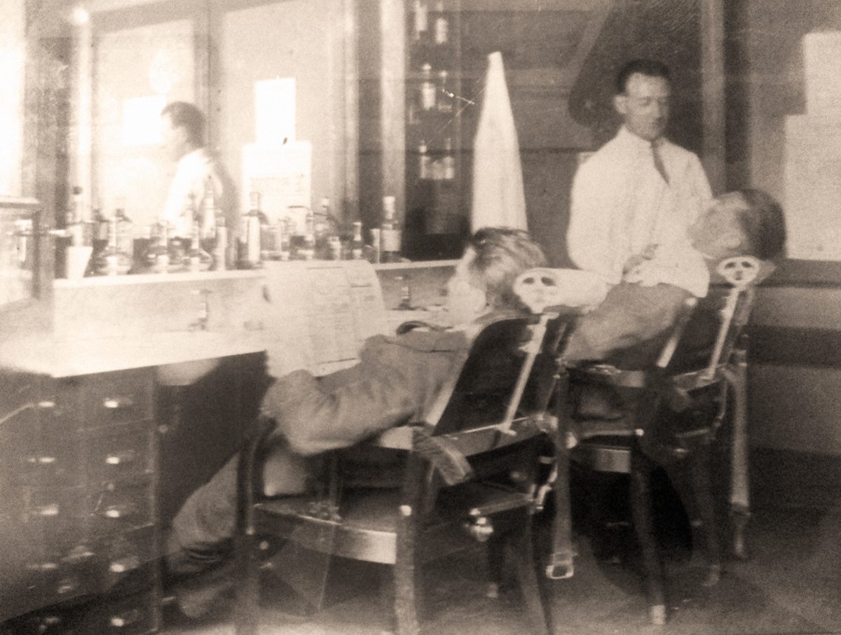 1927